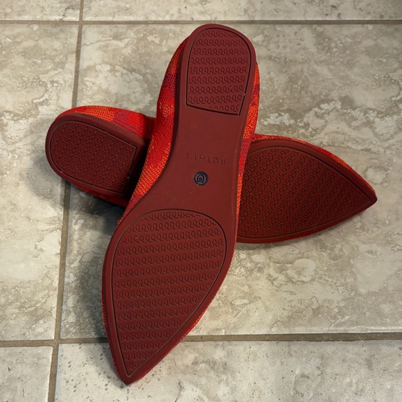 Rothy's Red Pointed Knit Flats with Blue Trim - Picture 2 of 2